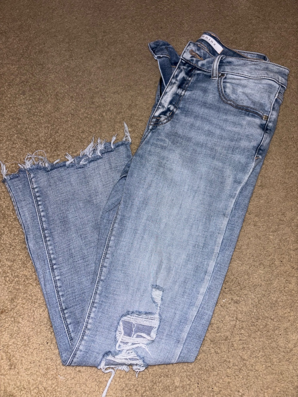 eunina Light Blue Frayed Hem Cropped Jeans